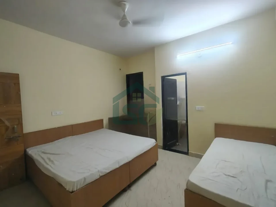 Balyan house in Sector 43, Gurugram — property photo 1