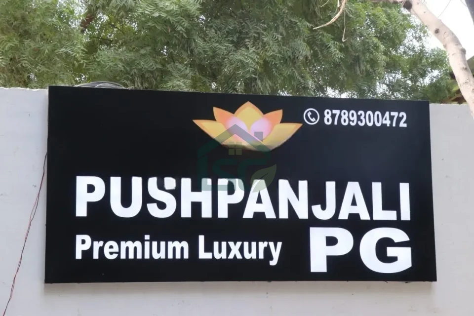 Pushpanjli Premium Luxury PG in Sector 18, Gurugram — property photo 2