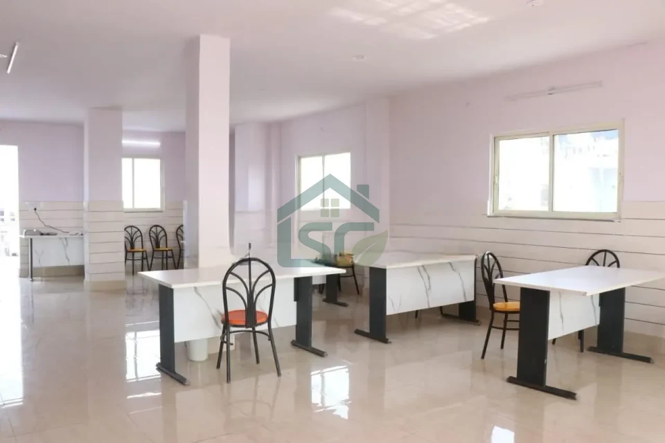 Pushpanjli Premium Luxury PG in Sector 18, Gurugram — property photo 1