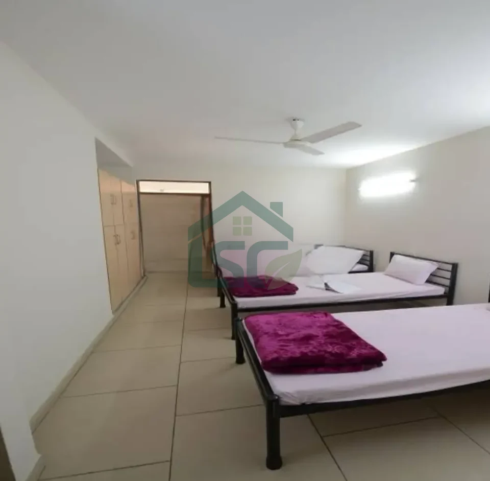 Luxury PG for Boys in Sector 15, Noida — property photo 2