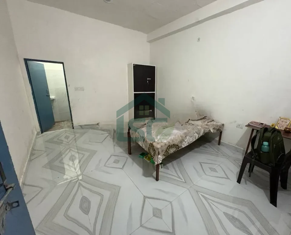 Luxury PG for Boys in Sector 15, Noida — property photo 3