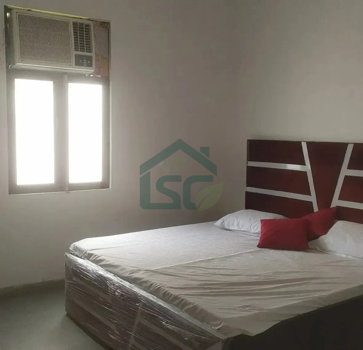 Swastik PG Accommodation in Pitampura, Delhi — property photo 1