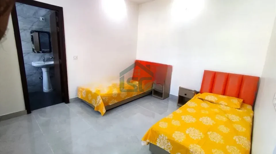 Tej Homestay For Girls in Paschim Vihar, Delhi — property photo 2