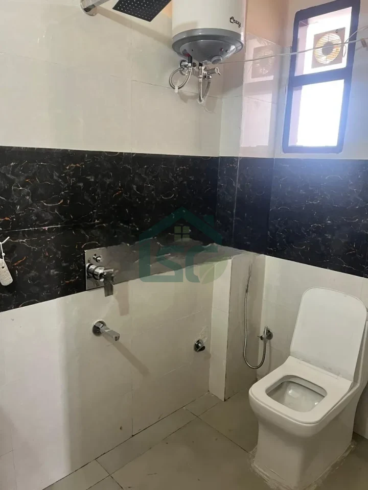 Rajbala PG in Sector 69, Gurugram — property photo 2