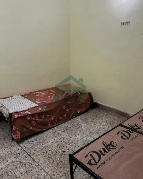 At Sugandha Girls Hostel, Kidwai Nagar, Kanpur