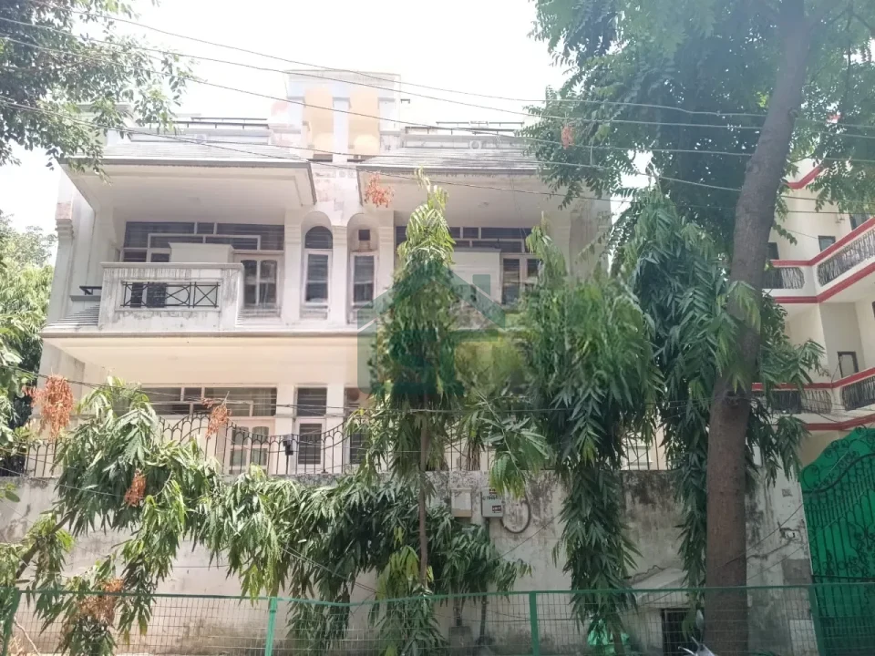 Raj PG in Sector 17, Gurugram — property photo 5