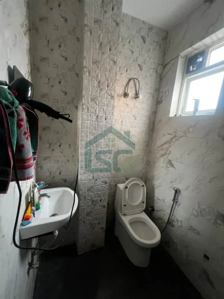 Platinum for Boys in Sector 14, Gurugram — property photo 1
