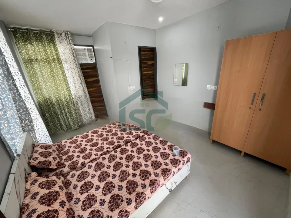 Platinum for Boys in Sector 14, Gurugram — property photo 3