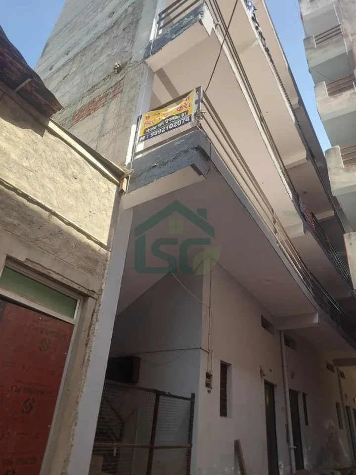 Krishan Room for rent in Naharpur Road, Gurugram — property photo 3
