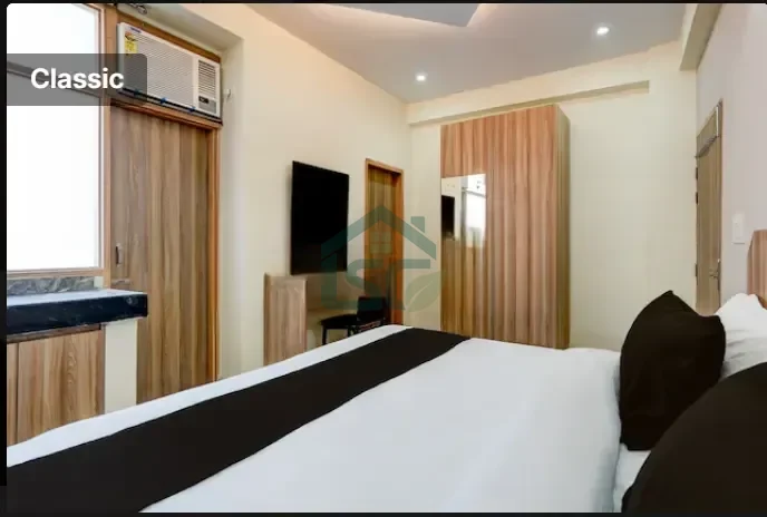 Luxury PG in Sector 18, Gurugram — property photo 2