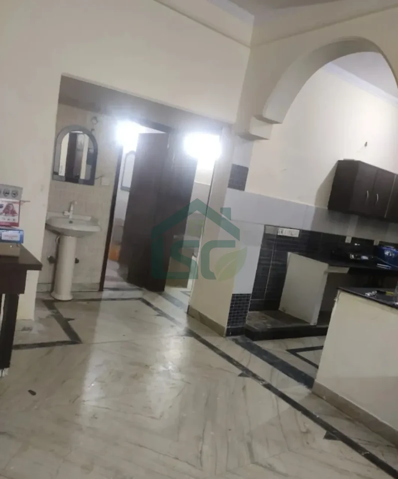 P.K. Accommodation in Sector 71, Noida — property photo 1