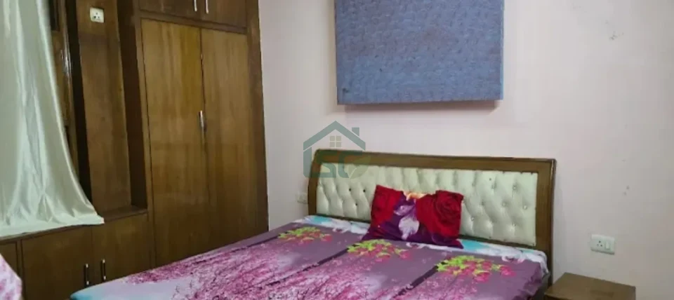 P.K. Accommodation in Sector 71, Noida — property photo 2