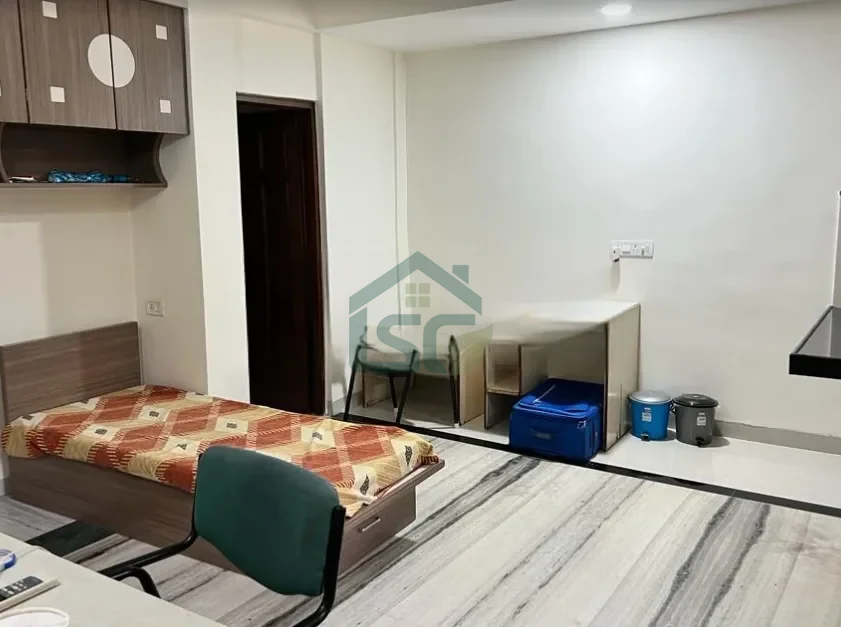 At Garden View Paying Guest And Hostel Boys, Race Course Road, Indore