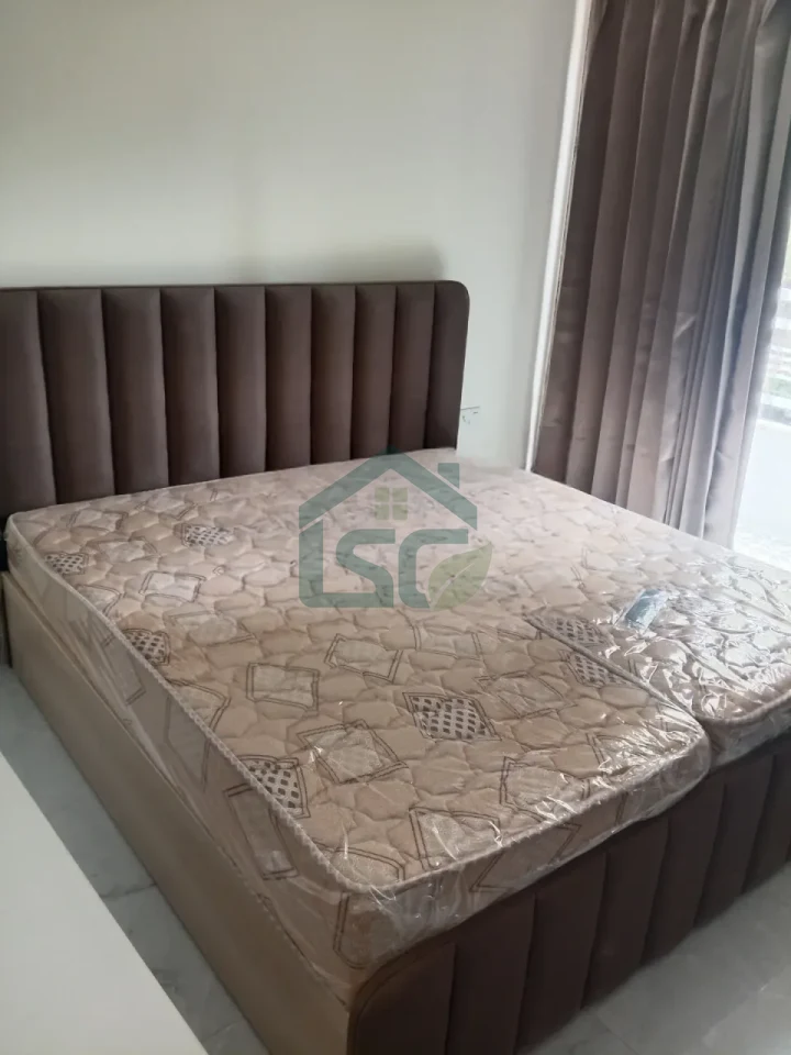 United home's in Sector 43, Gurugram — property photo 4
