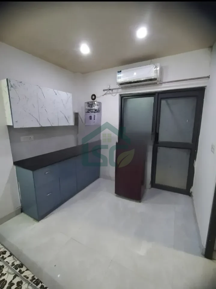 Katiyayni associate in Sector 52, Gurugram — property photo 3