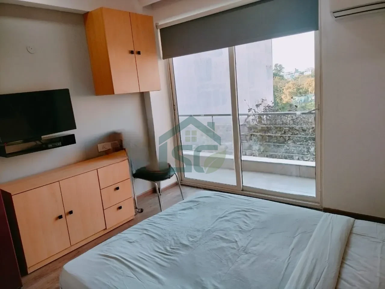 Rentdoor Service in Sector 42, Gurugram — property photo 1
