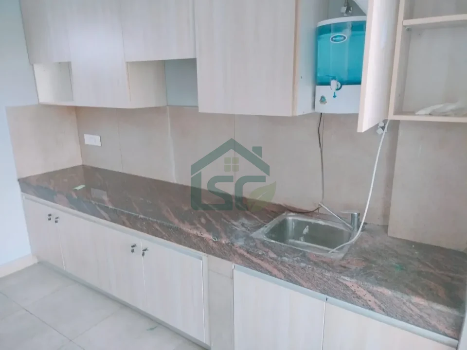 Rentdoor Service in Sector 42, Gurugram — property photo 5