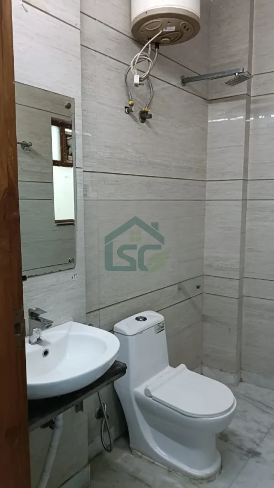 Amistay PG in Sector 126, Noida — property photo 2
