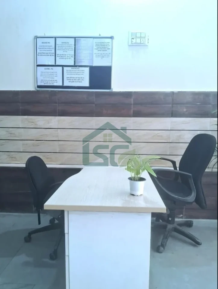 Photo 4 of Divine Part - 2 PG, Sector 71, Noida