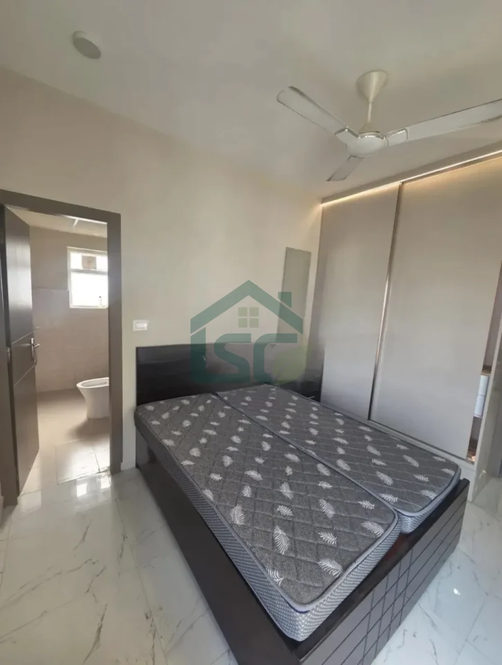 Single Apartment in Sector 48, Gurugram — property photo 5