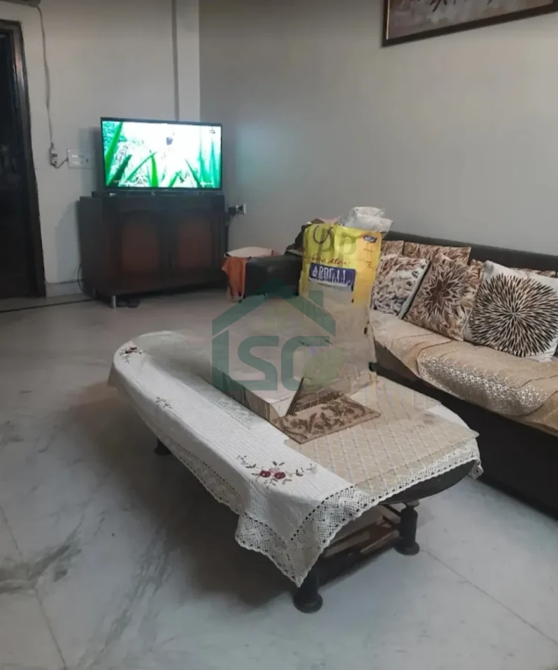 Rajni PG Accommodation for girls in Pitampura, Delhi — property photo 1