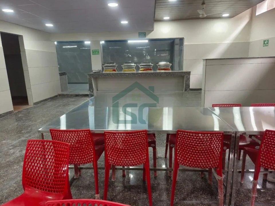 Valiant Residency Boys PG in Knowledge Park III, Greater Noida — property photo 3