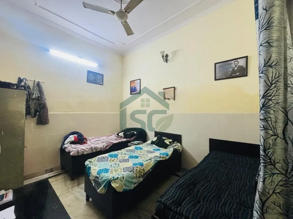 Elite stay PG in New Ashok Nagar, Delhi — property photo 4