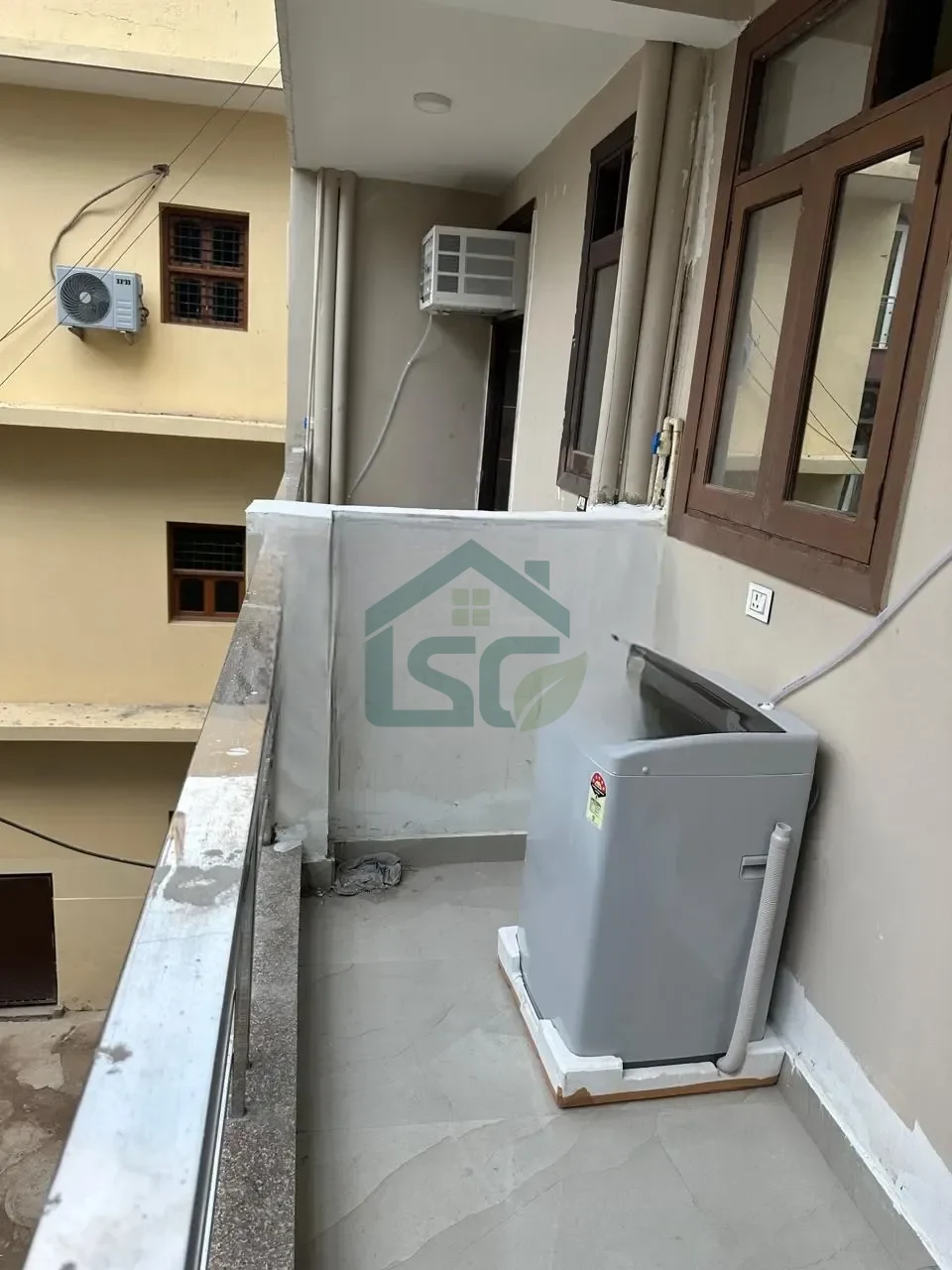 Osm stays in Sector 15, Gurugram — property photo 1