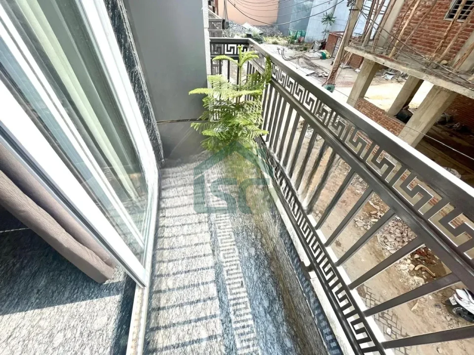 White House Residency in Sector 69, Gurugram — property photo 3