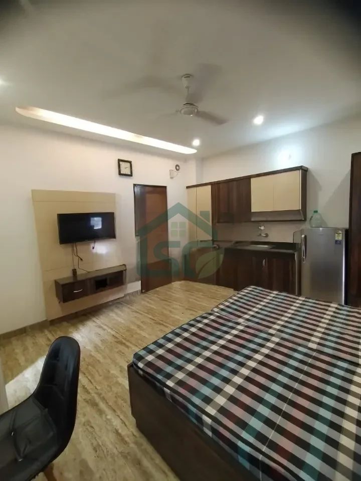 Katiyayni associate in Sector 52, Gurugram — property photo 1