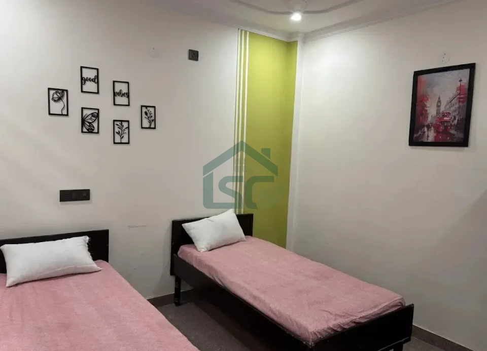 Happy Chaos PG in Sangam Vihar, Delhi — property photo 2