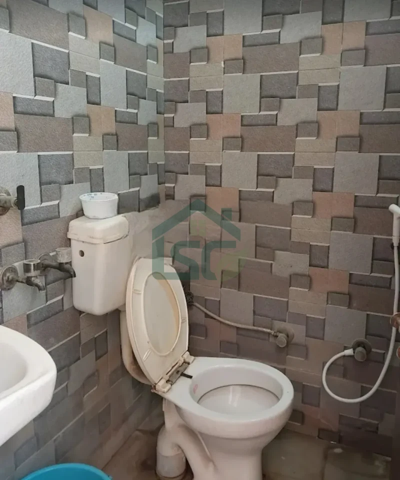 Osho stay in Dwarka, Delhi — property photo 1
