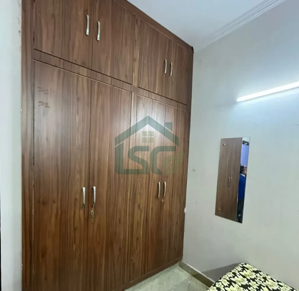 Sanatan Girls PG in Laxmi Nagar, Delhi — property photo 4