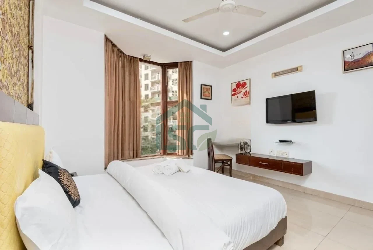 At Luxury PG, Sector 43, Gurgaon