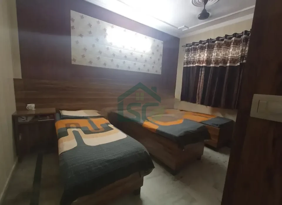 Guruanchal Girls PG in Shakarpur, Delhi — property photo 3