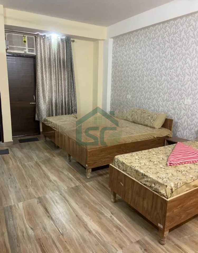 5 Star Residency PG in Sector 18, Gurugram — property photo 3