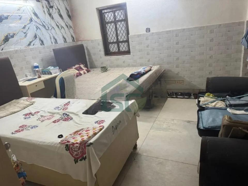 Starlight Boys PG in south Extension, Delhi — property photo 3