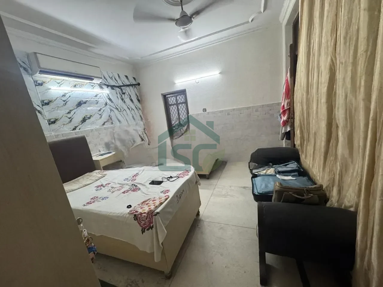 Starlight Boys PG in south Extension, Delhi — property photo 1