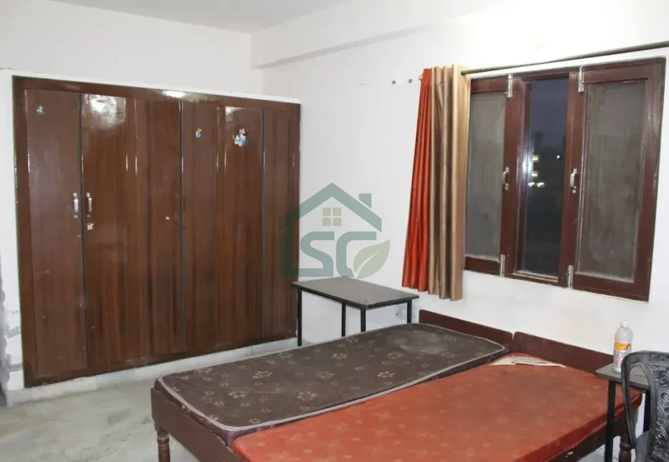 White house PG in Sector 71, Noida — property photo 1