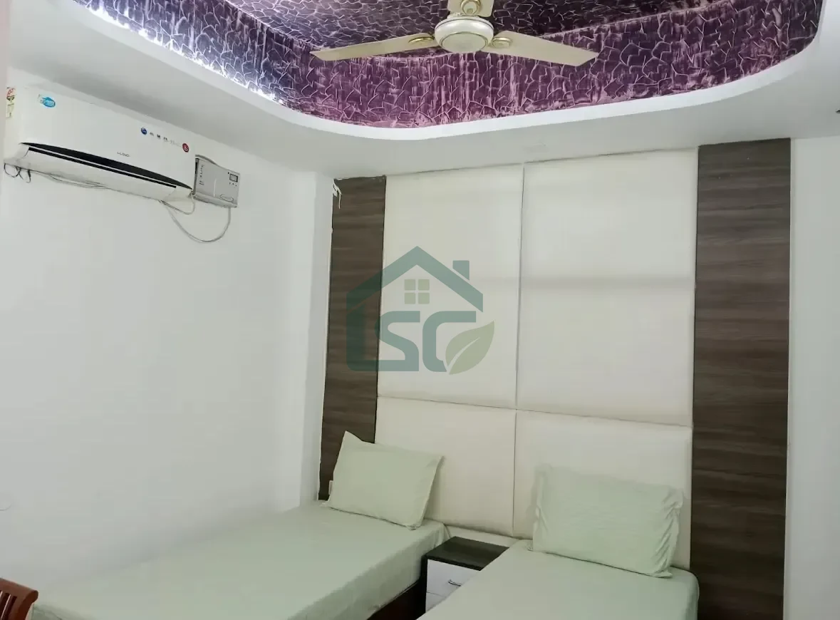 Vardhman PG in Karol Bagh, Delhi — property photo 1
