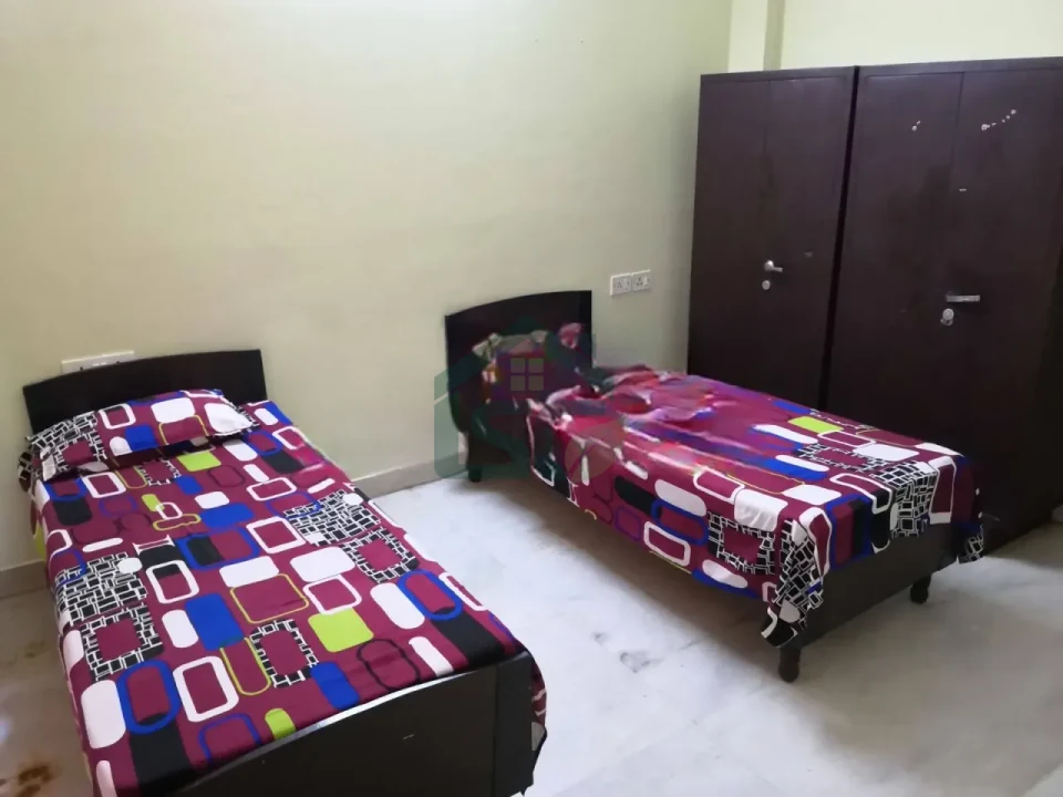 Nanak Ram Brothers Girls PG in Sector 28, Gurugram — property photo 3