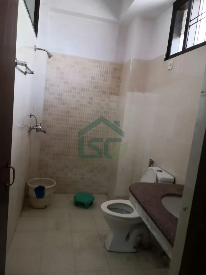 Nanak Ram Brothers Girls PG in Sector 28, Gurugram — property photo 2