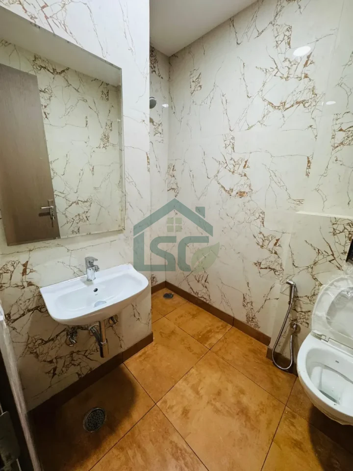 Aggarwal living premium boys PG in Kamla Nagar, Delhi — property photo 2