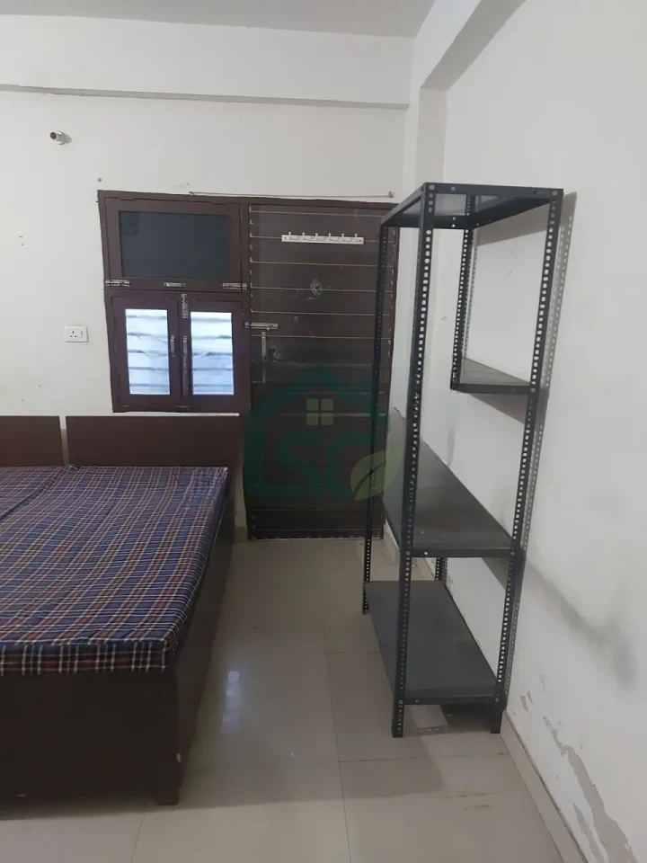Geeta Room For Rent in Sector 86, Gurugram — property photo 2