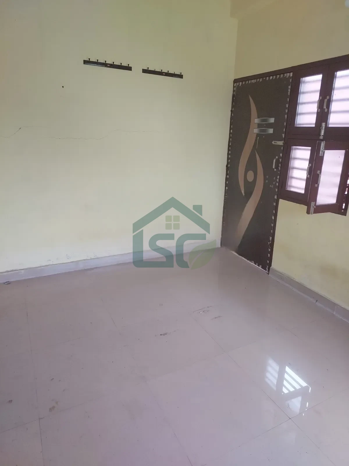 Anuj Room For Rent in Imt Manesar, Gurugram — property photo 1