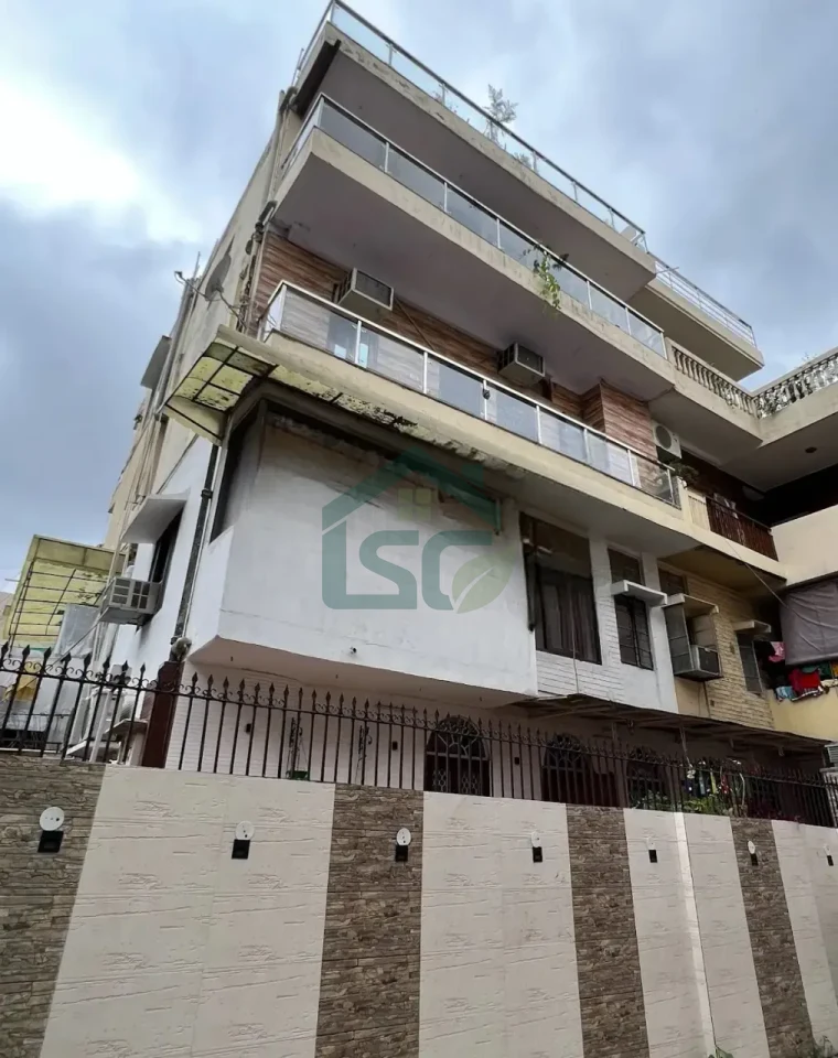 BedBox StayHouse Girls PG in Ashok Vihar, Delhi — property photo 5