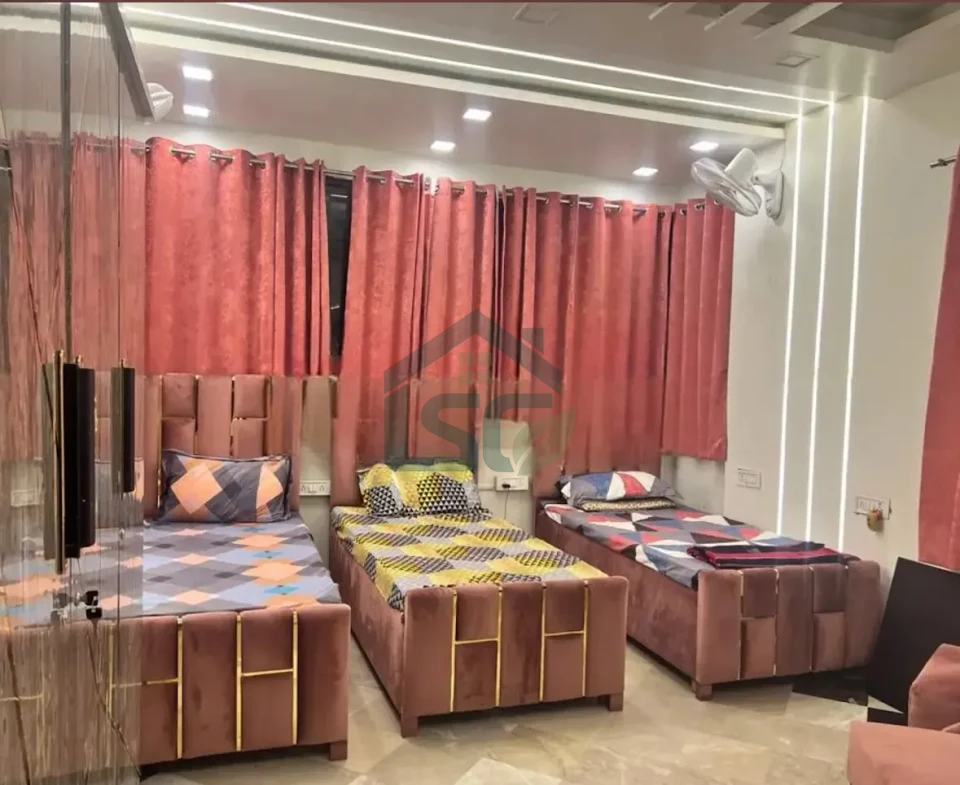 BedBox StayHouse Girls PG in Ashok Vihar, Delhi — property photo 2