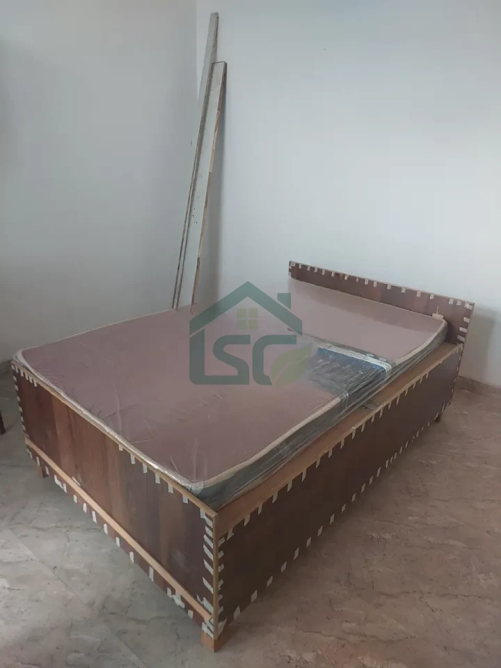 Rajesh Room For Rent in Sector 93, Gurugram — property photo 4