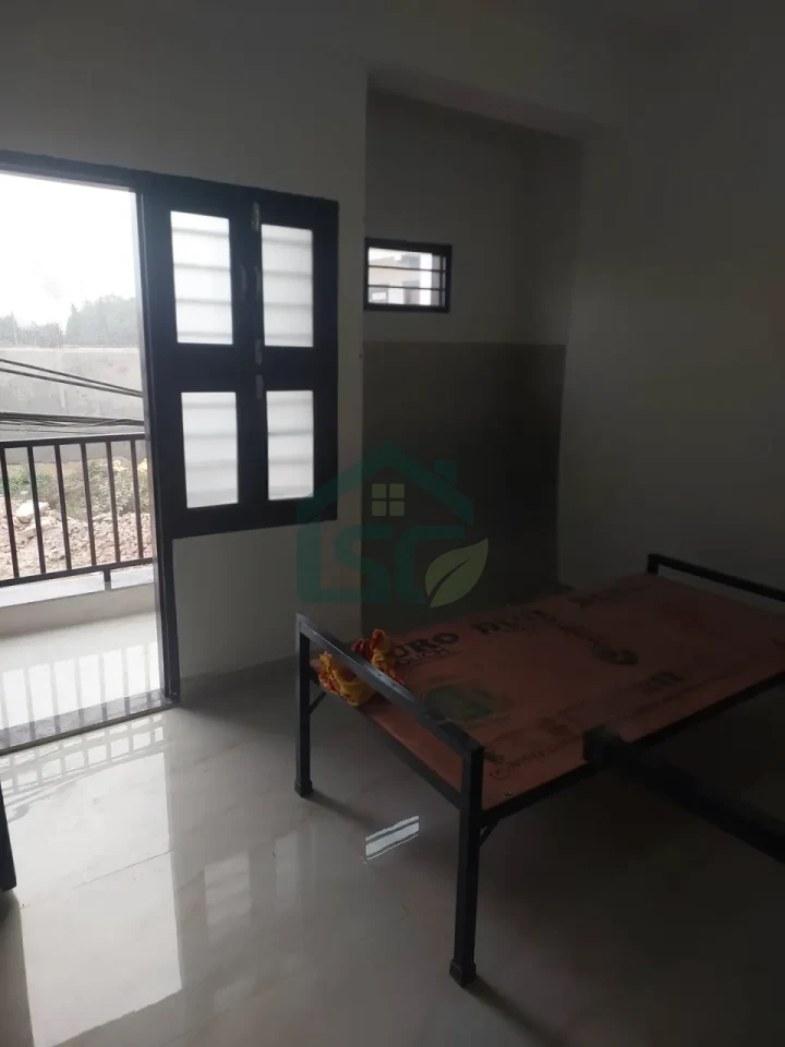 Ashu Room For Rent in Sector 85, Gurugram — property photo 3