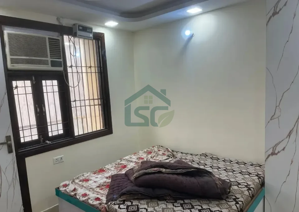 Saraswati Girls PG in Shakarpur Khas, Delhi — property photo 2